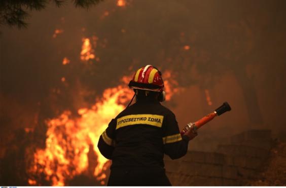 πυροσβεστικη πυροσβεστης φωτια πυρκαγια