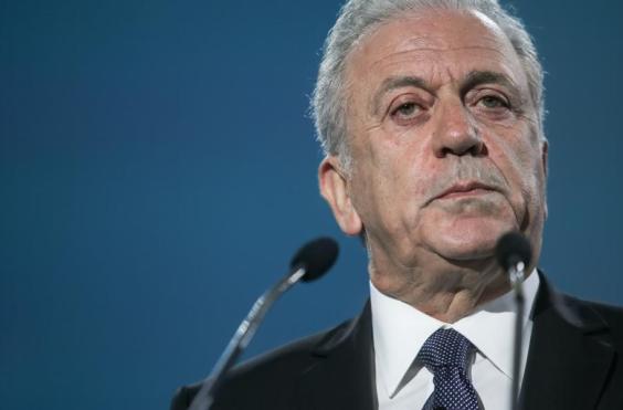 δημήτρης αβραμόπουλος