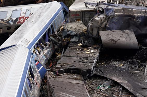 Τραγωδία στα Τέμπη: Στους 43 οι νεκροί, με DNA γίνονται οι αναγνωρίσεις