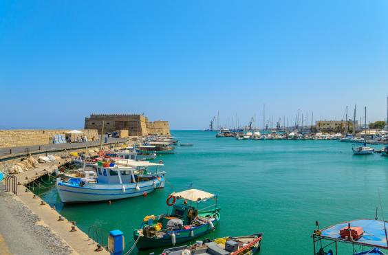 Ενετικό Λιμάνι Ηρακλείου (φωτογραφία από create.vista.com)