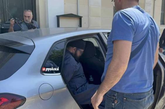 Ιερέας