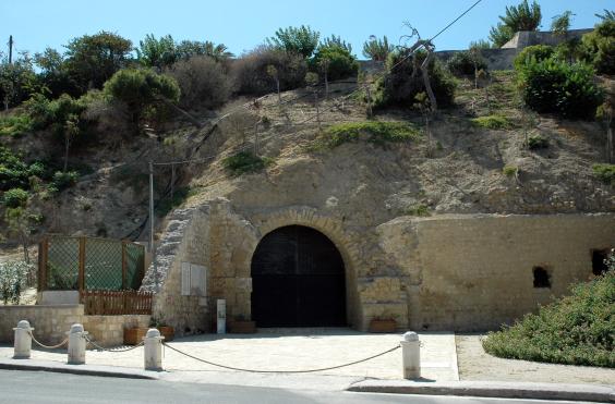 στοα μακασι