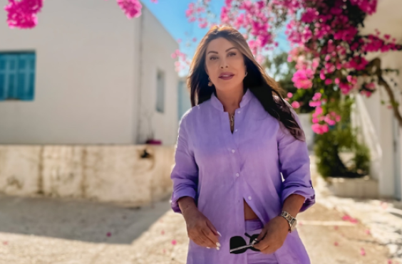 αντζελα