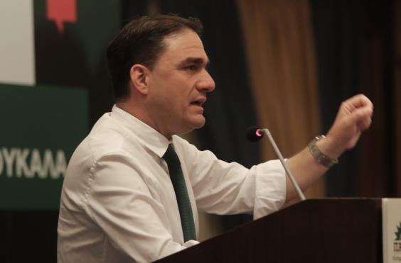 Κώστας Τσουκαλάς 