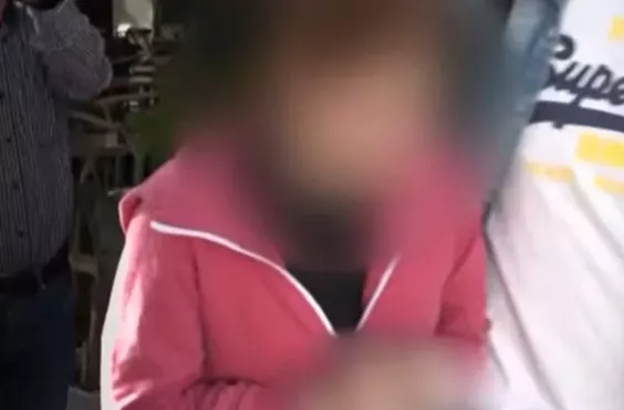 Λάρισα μητέρα
