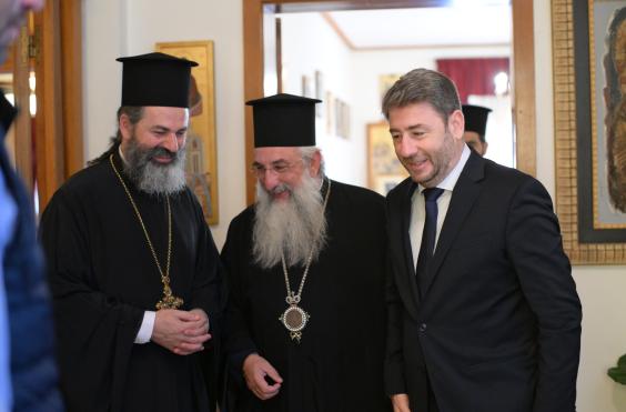 Αρχιεπίσκοπος Κρήτης - Νίκος Ανδρουλάκης