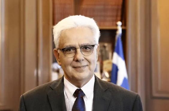 Νικός Σαλάτα