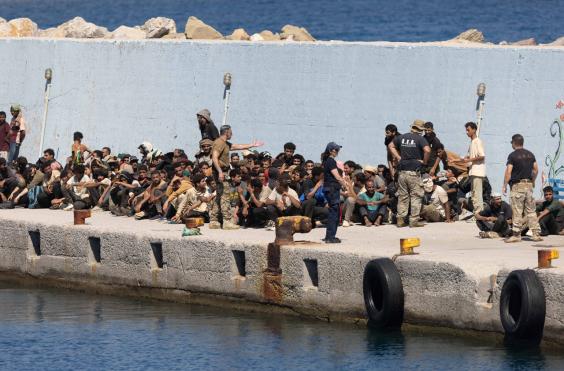 Μετανάστες στην Αγία Γαλήνη