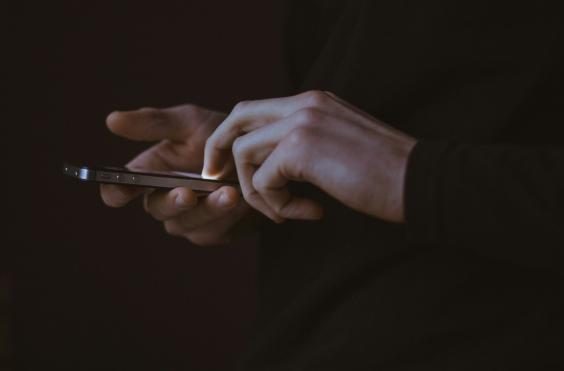 τηλεφωνική απάτη 