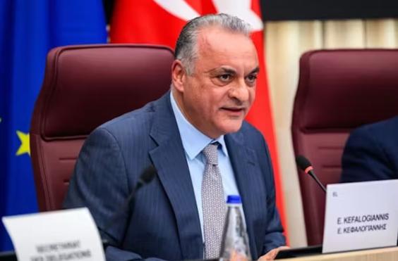 μανολης κεφαλογιαννης