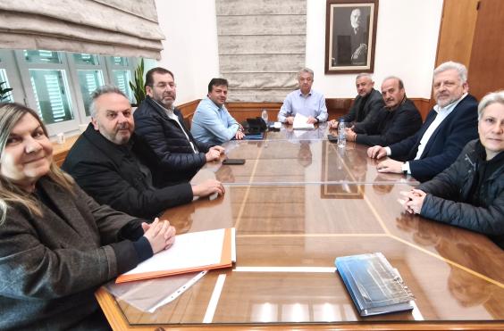 περιφερεια συμβαση για Μαρτινέγκο