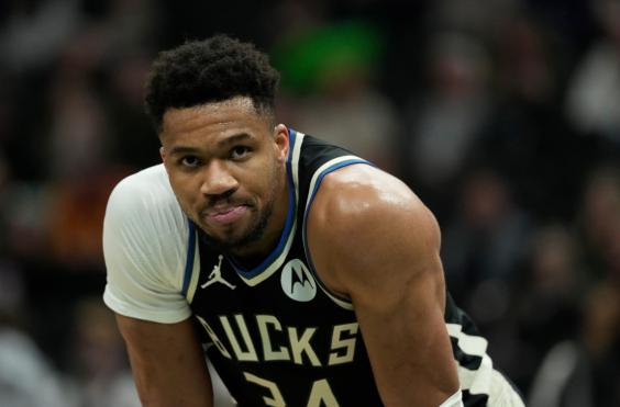 Αντετοκούνμπο