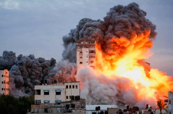 μεση ανατολη