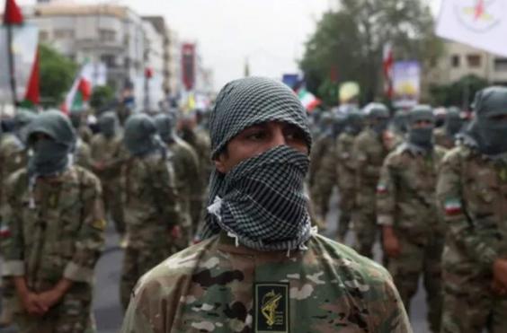 φρουροί της επανάστασης