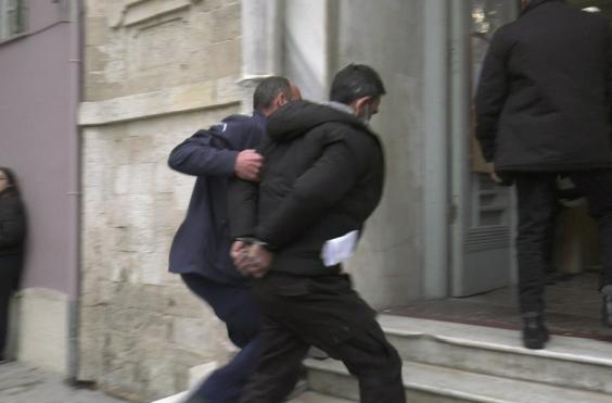 πατέρας άγγελου δικαστήρια