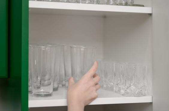 ποτηρια - ραφια