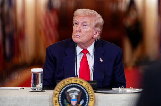 ΝΤΟΝΑΛΝΤ ΤΡΑΜΠ