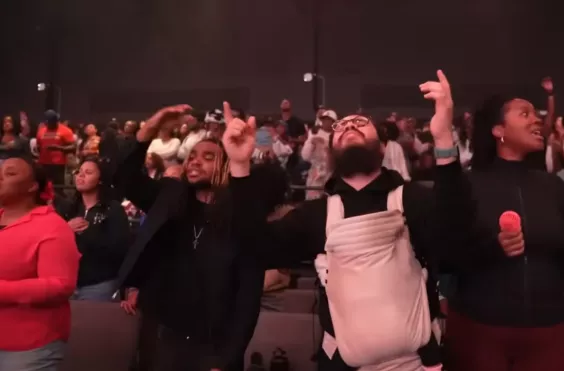 εκκλησία, ουρά