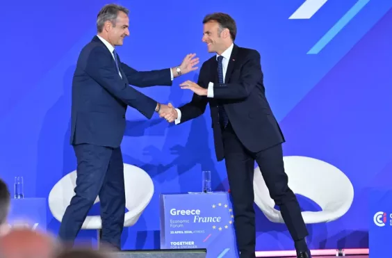 Κυριάκος Μητσοτάκης και Εμανουέλ Μακρόν