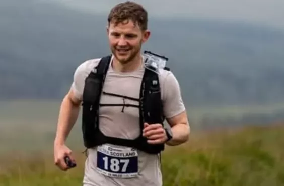 υπερμαραθωνιοδρόμος, χρήματα