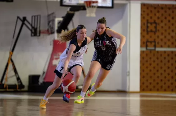 οφη νεανιδες