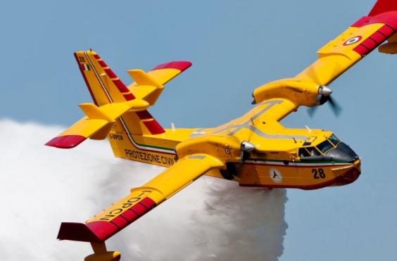πυροσβεστικά αεροσκάφη τύπου Canadair