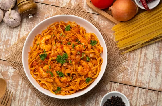 μακαρονάδα, γαρίδες