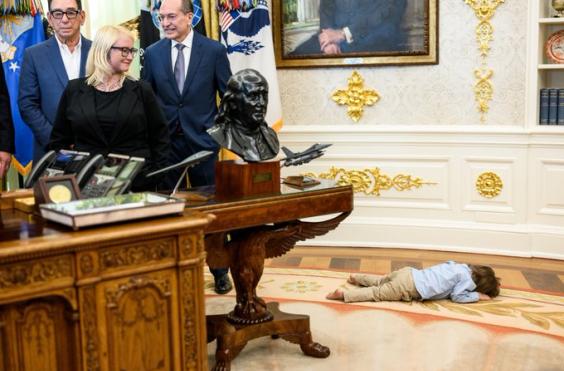 αγοράκι λευκός οίκος