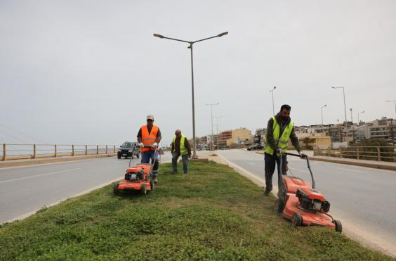 συντήρηση και αναβάθμιση του πρασίνου στο Ηράκλειο