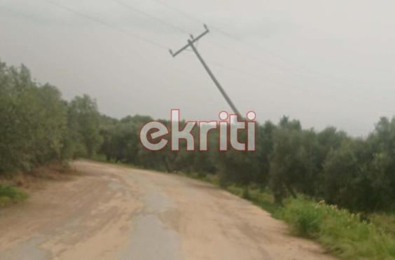 κολώνα μεσοχωριό