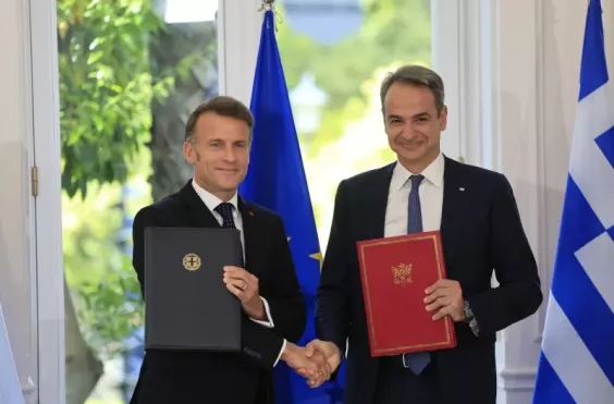 μακρον - μητσοτακης 