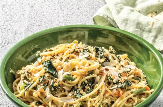 μακαροναδα