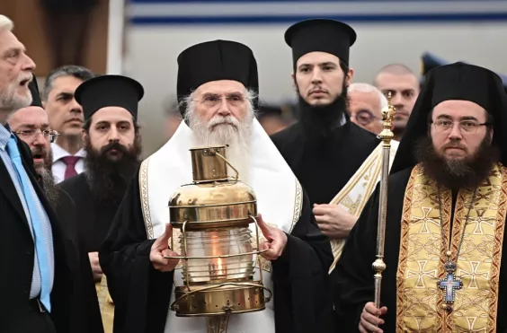 αγιο φως υποδοχή