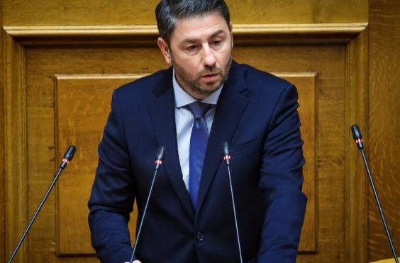 ανδρουλακης - βουλη 