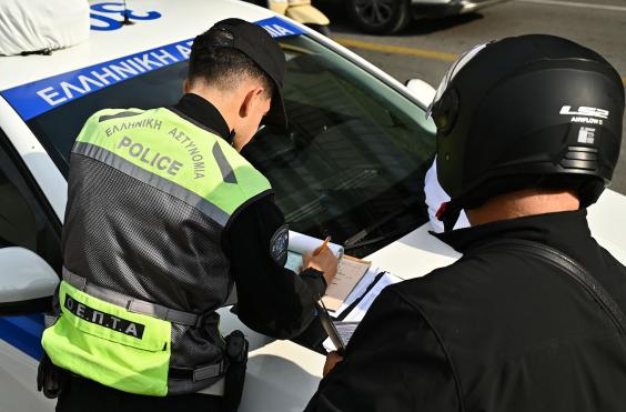 έλεγχος τροχαία 