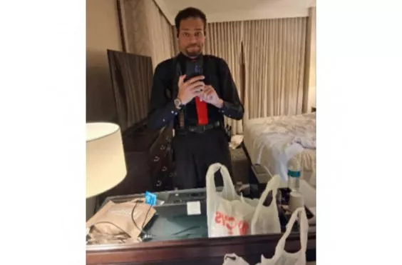 ένοπλοσ, τραμπ