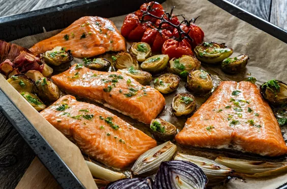 σολομός, φαγητό, σάλτσα