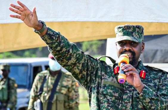 ουγκάντα στρατηγός