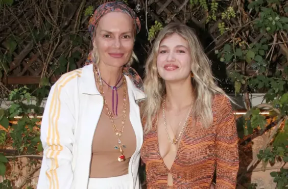 χριστοπούλου