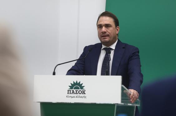Κώστας Τσουκαλάς 