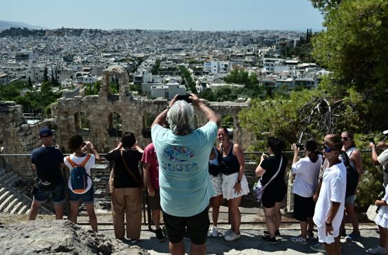 τουρίστες 