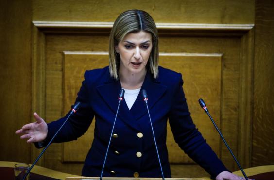 ειρηνη αγαπηδακη