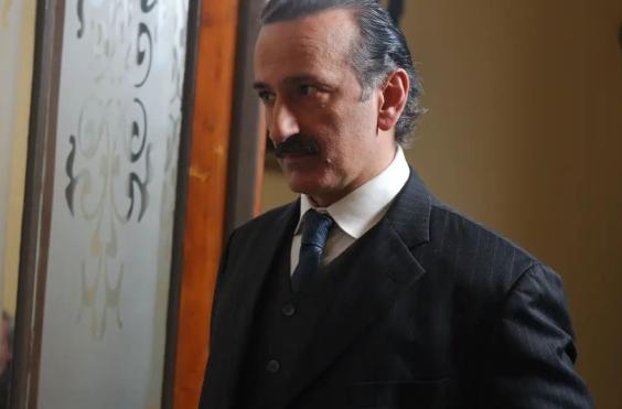 κουρτίδης