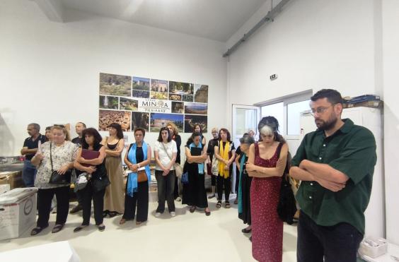  πιστοποιητικά επιτυχούς ολοκλήρωσης της εκπαίδευσης στους 20 σπουδαστές της Σχολής Κεραμικής