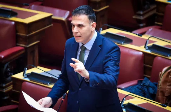 Γιώργος Καραμέρος