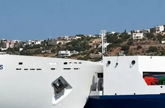 σύγκρουση πλοίων 