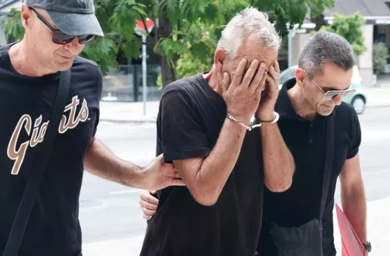 Σίνδος εμπρηστής 