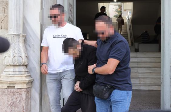 40χρονος - παρενόχληση γυναικών 