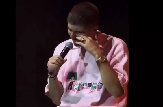 γ