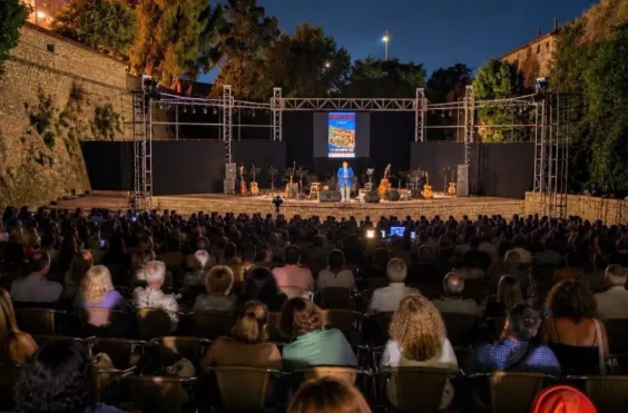 κηποθεατρο καζαντζακης